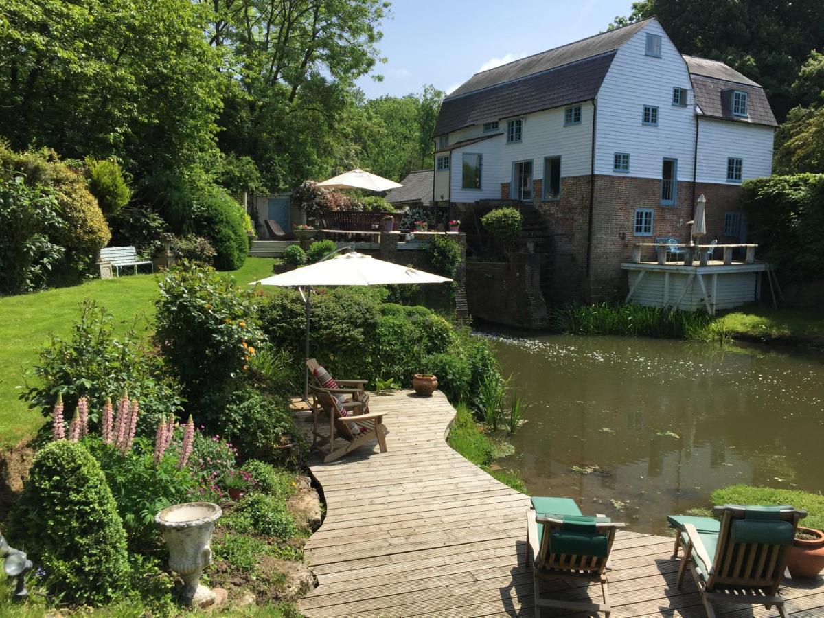 Castle Mill Bed And Breakfast Dorking Ngoại thất bức ảnh